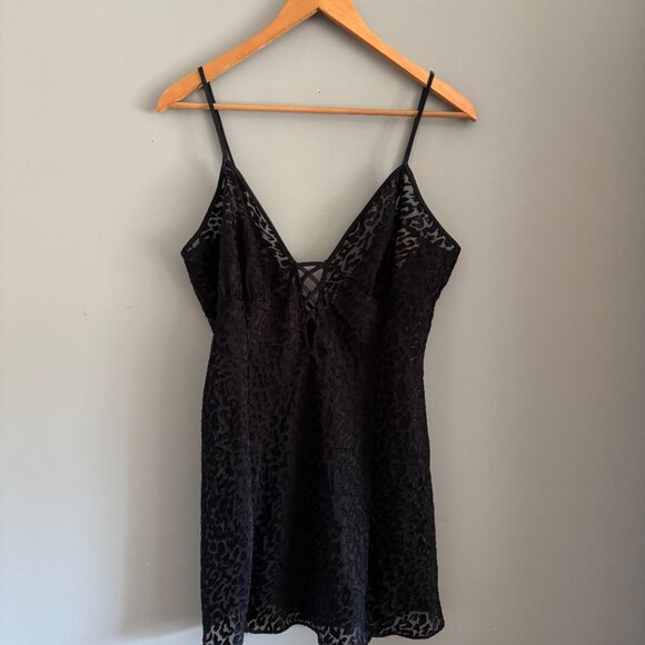 Black Babydoll Leopard Slip Dress - Picture 7 of 8